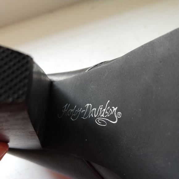 Harley Davidson Leather Ankle Boots - Picture 3 of 4